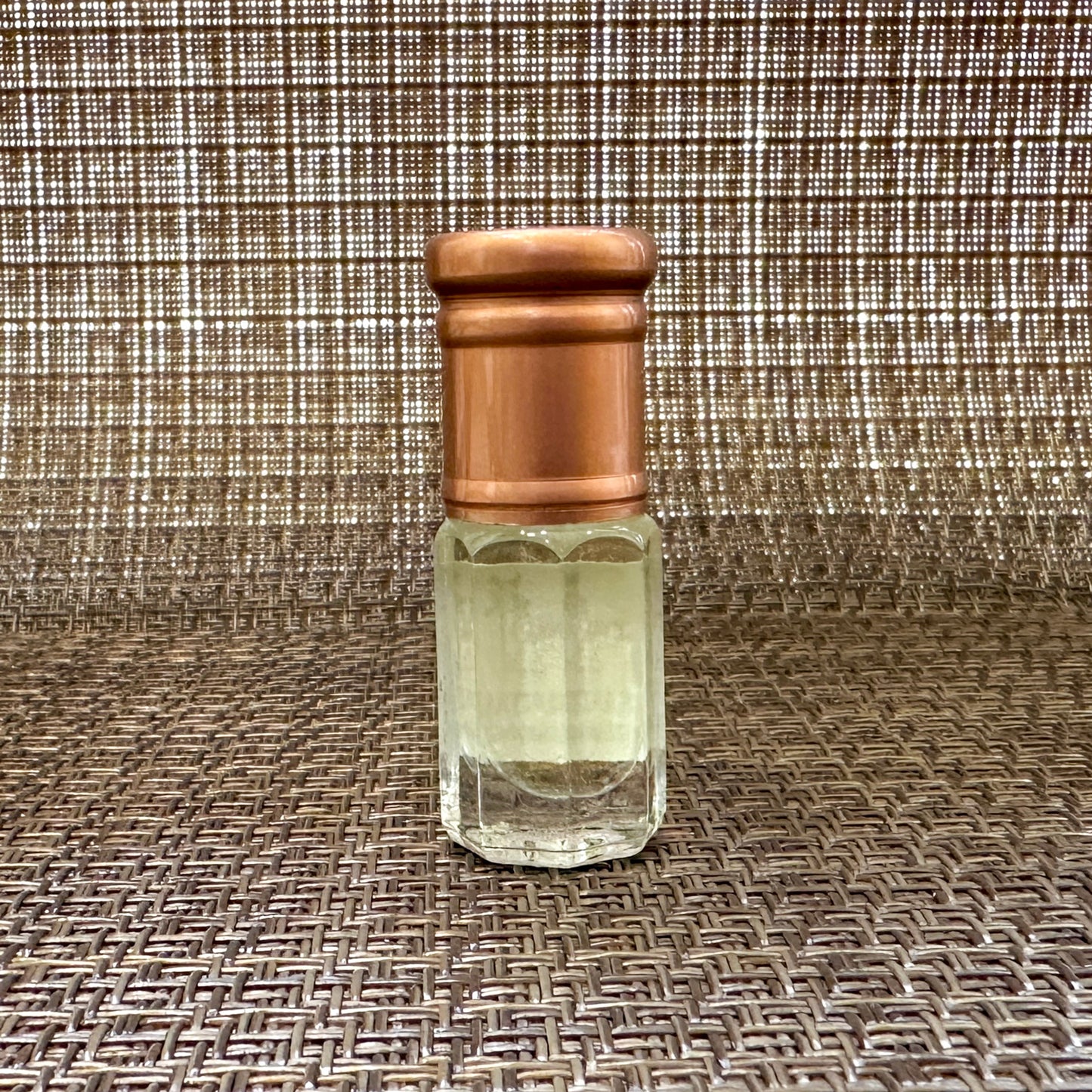 Santal Shivamogga by Kyarazen (1/4 Tola)