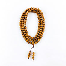 Load image into Gallery viewer, 老山檀水波紋圆珠 (傳家級別) / Mysore Sandalwood Figured Round Beads (Heirloom Series)
