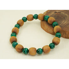 Load image into Gallery viewer, Mysore Sandalwood Drum Beads with Malachite Bracelet
