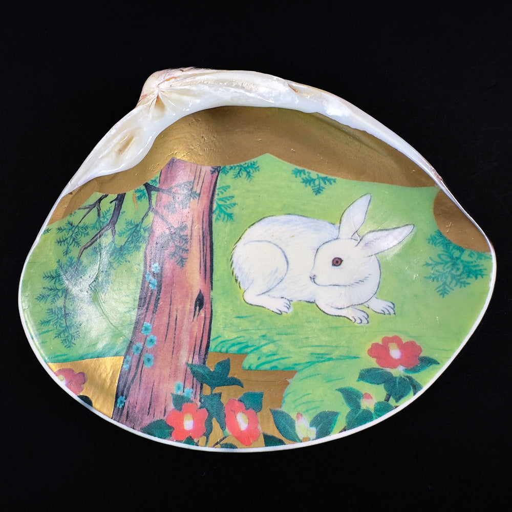 Japanese Hamaguri Shell Kōgō — White Rabbit Amid Verdant Foliage (Pre-loved)