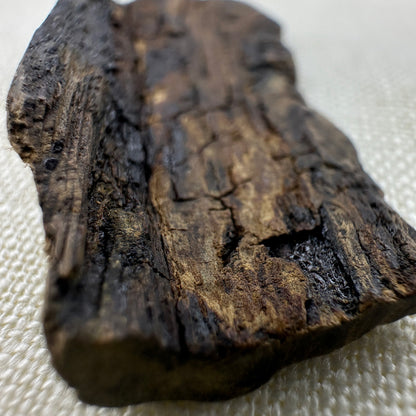 Wild Sinking Manaka Agarwood 3.7g