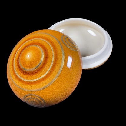 Kutani Style Kōgō — Wish Fulfilling Jewel with Gold Spiral Motif (Pre-loved)