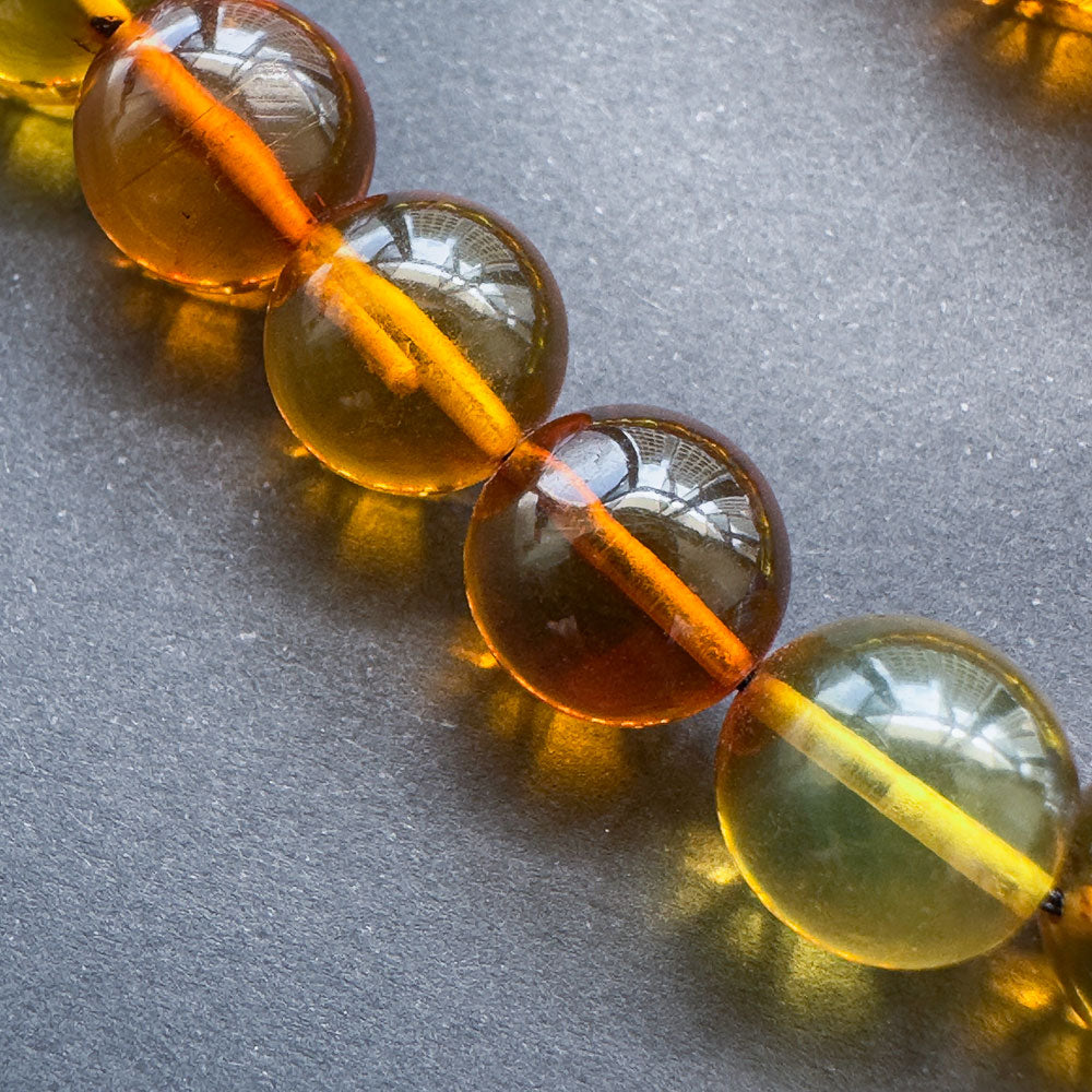 十八子手串 - Imperial Amber Eighteen-Bead Court Bracelet 12mm x 18 Beads