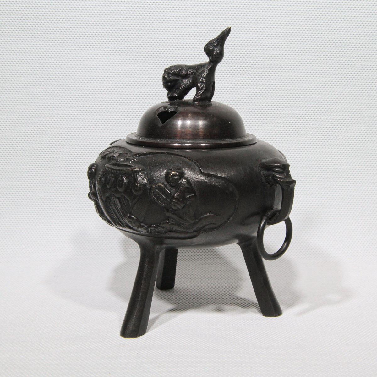 Bronze Kōro with Foo Dog Finial