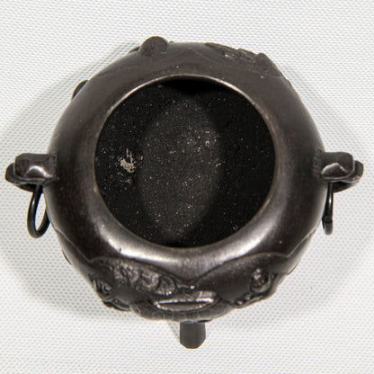 Bronze Kōro with Foo Dog Finial