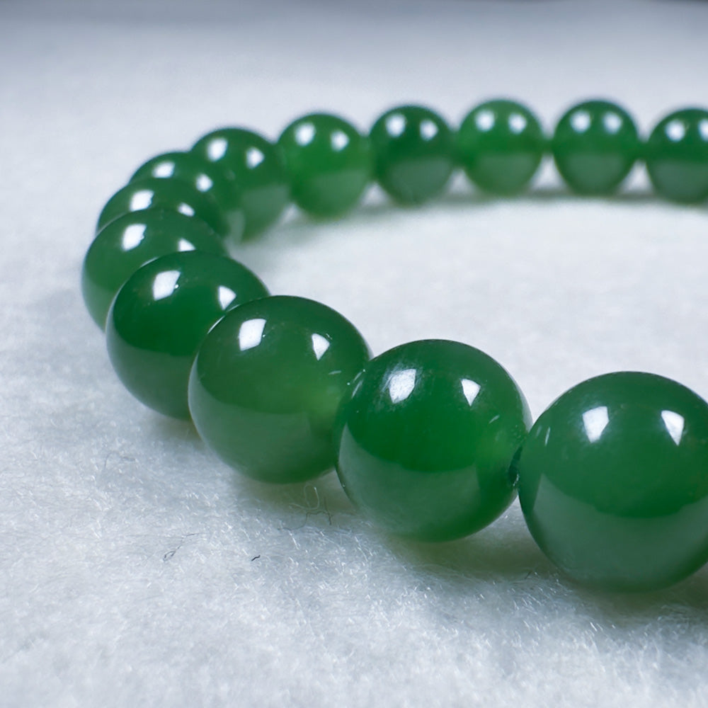 Emerald Green Nephrite Round Beads Bracelet 8mm x 23 Beads