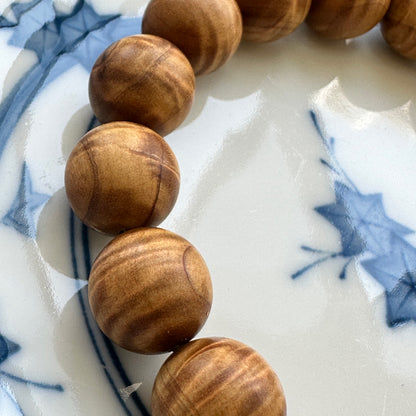 Heirloom Grade Figured Mysore Sandalwood Round Beads Bracelet 12mm x 17 beads