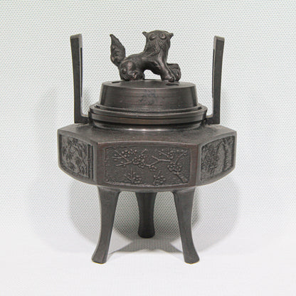Hexagonal Bronze Kōro with Lion Finial
