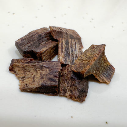 Hon Kyara (Black Oil) 0.5g Legacy Series 本伽羅 (黑油)