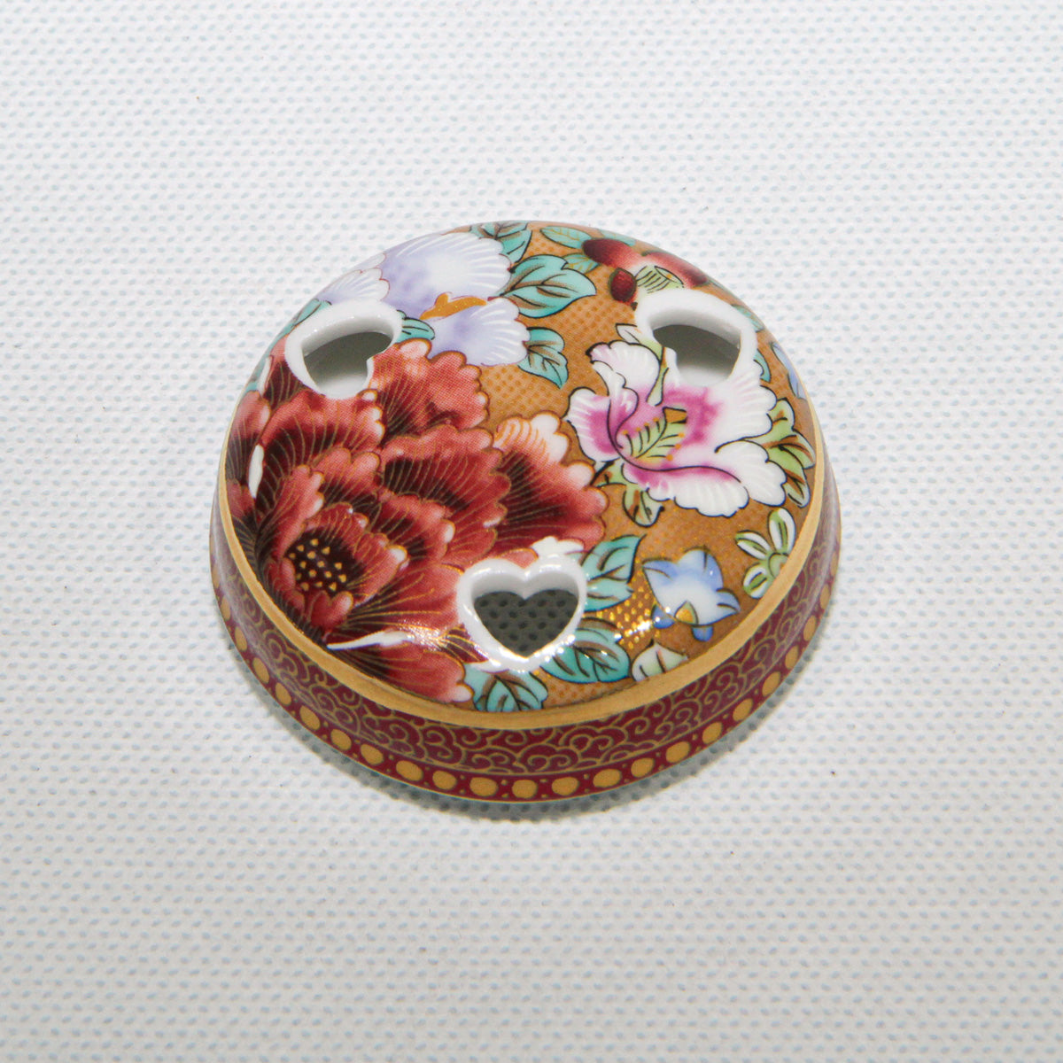 Kutani-Ware Kōro Garden Eternally in Bloom (Round) (Big)