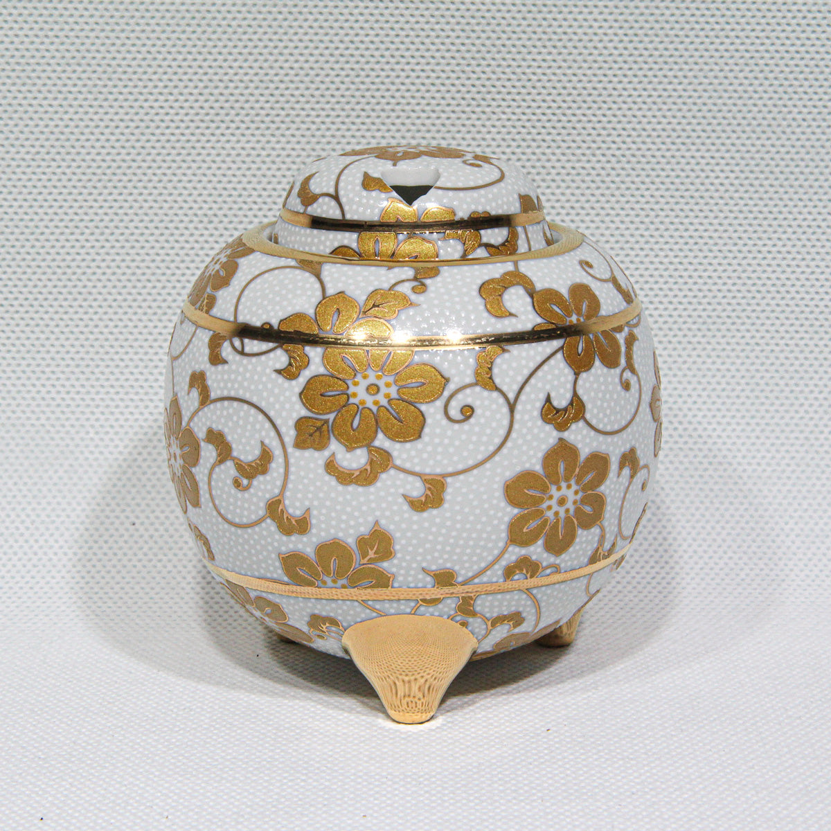 Kutani-Ware Kōro Shirogane