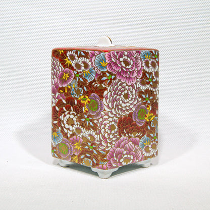 Kutani-Ware Kōro Garden Eternally in Bloom (Square)