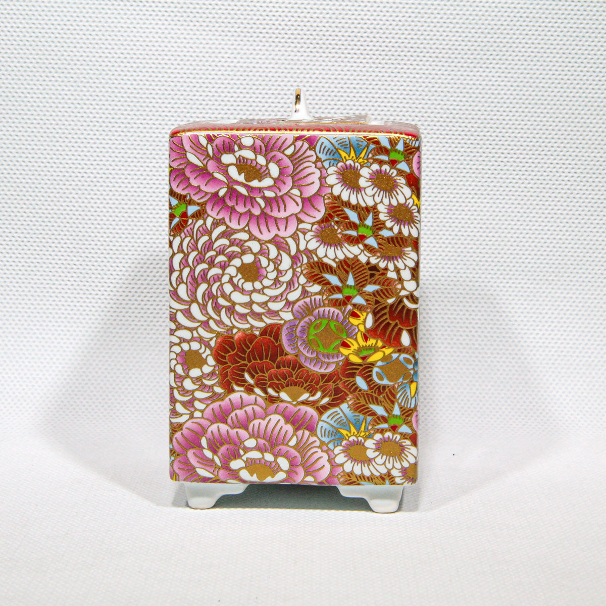 Kutani-Ware Kōro Garden Eternally in Bloom (Square)