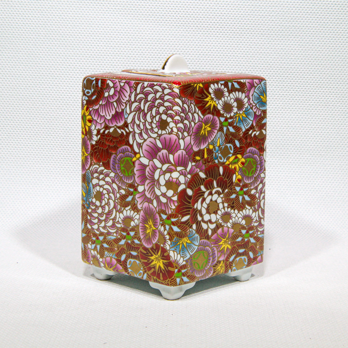 Kutani-Ware Kōro Garden Eternally in Bloom (Square)