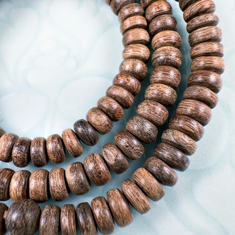 Wild Nusantara Agarwood Disc-Shaped 108 Mala