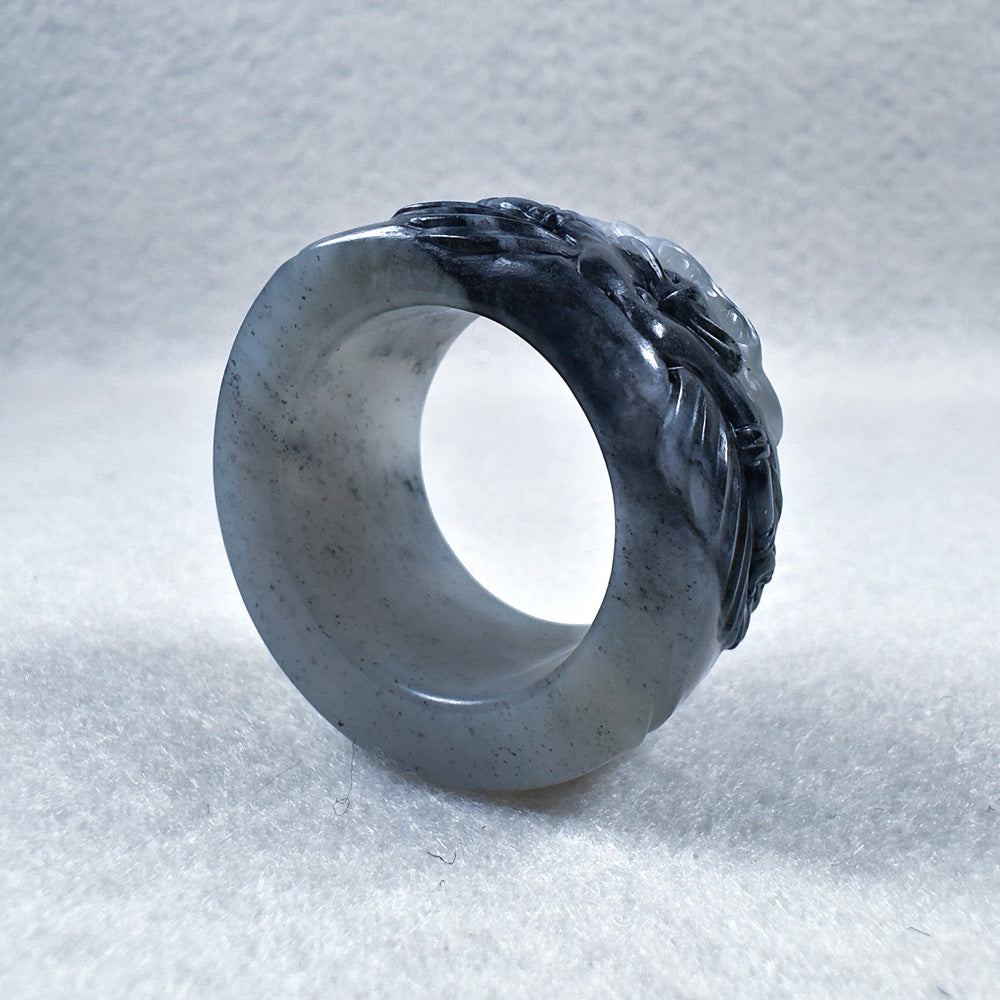 Qinghua Nephrite "Garuda" Thumb Ring 22.1mm