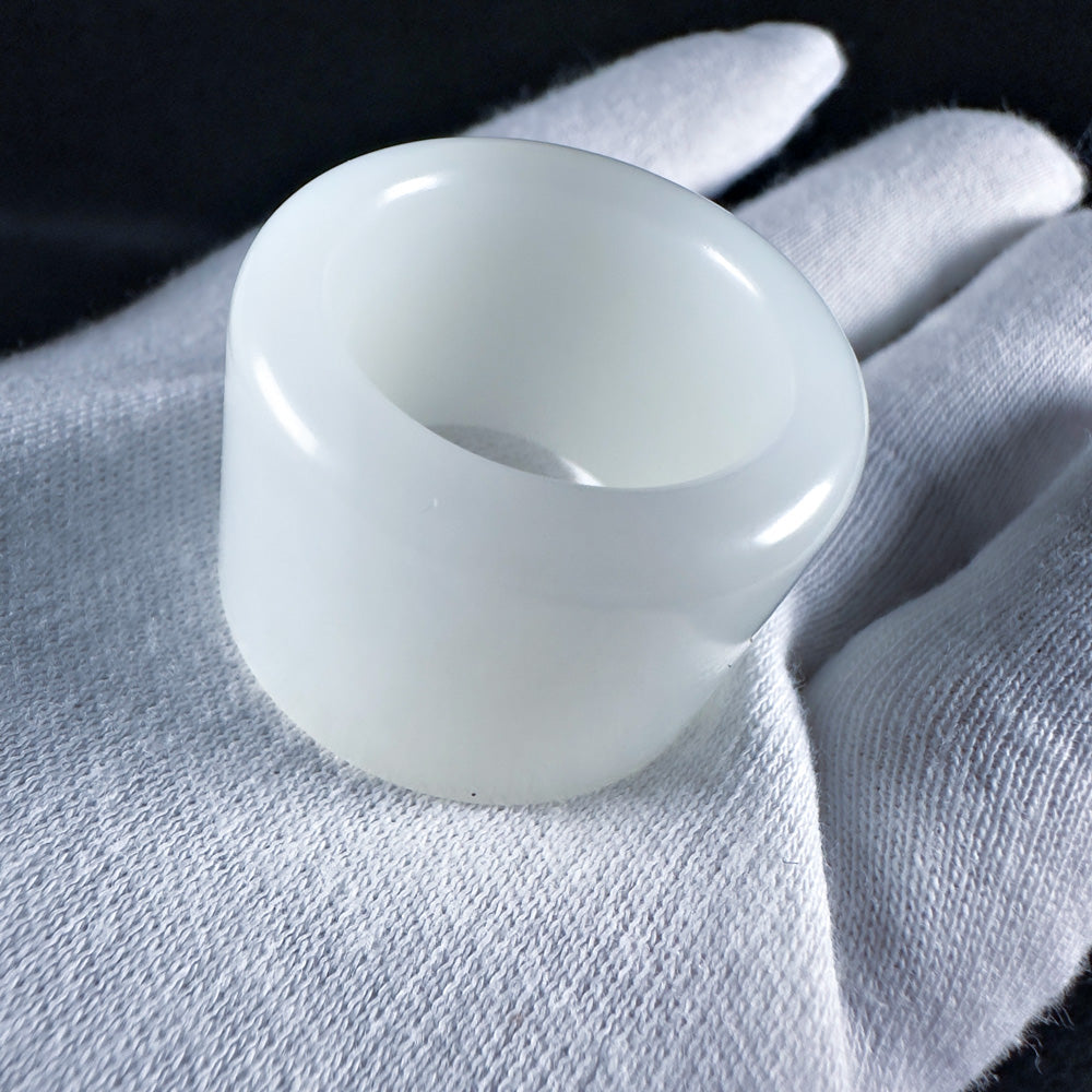 Top-Grade Russian White Nephrite Thumb Ring 22.1mm