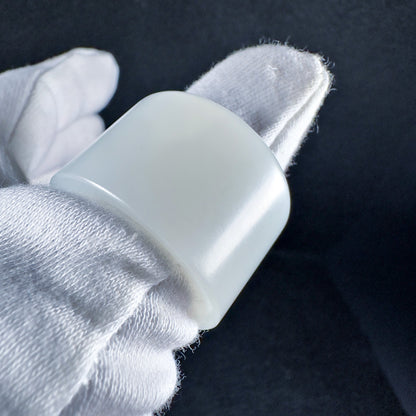 Top-Grade Russian White Nephrite Thumb Ring 22.1mm