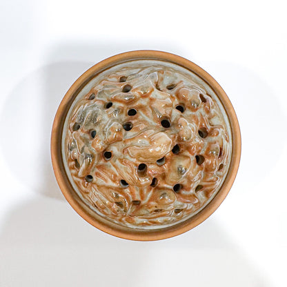 Shino-Ware Snow Pines & Wild Hares Horai Kōro