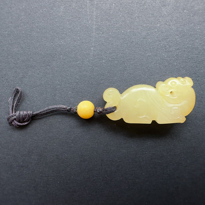 Yellow Nephrite Dragon Pendant 和田玉黄沁籽料青龙