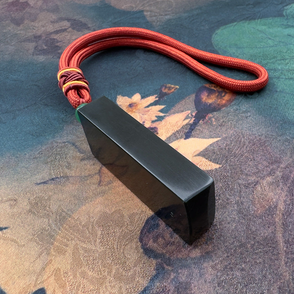 Nephrite Seal - Pagoda Green Pebble Jade