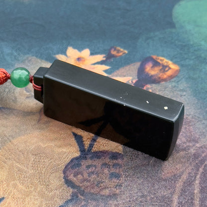 Nephrite Seal - Pagoda Green Pebble Jade