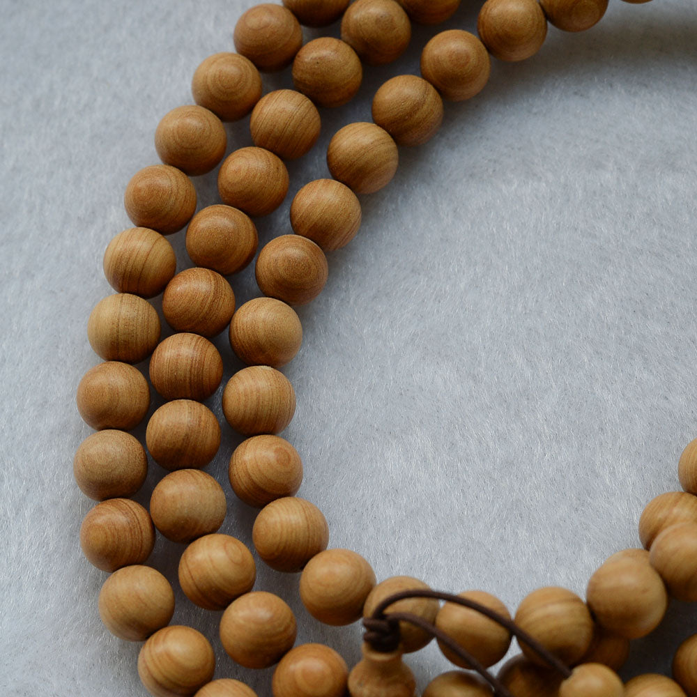 West Australian Old-Growth Santalum Spicatum Vertical Grain Mala 8mm × 108 Round Beads